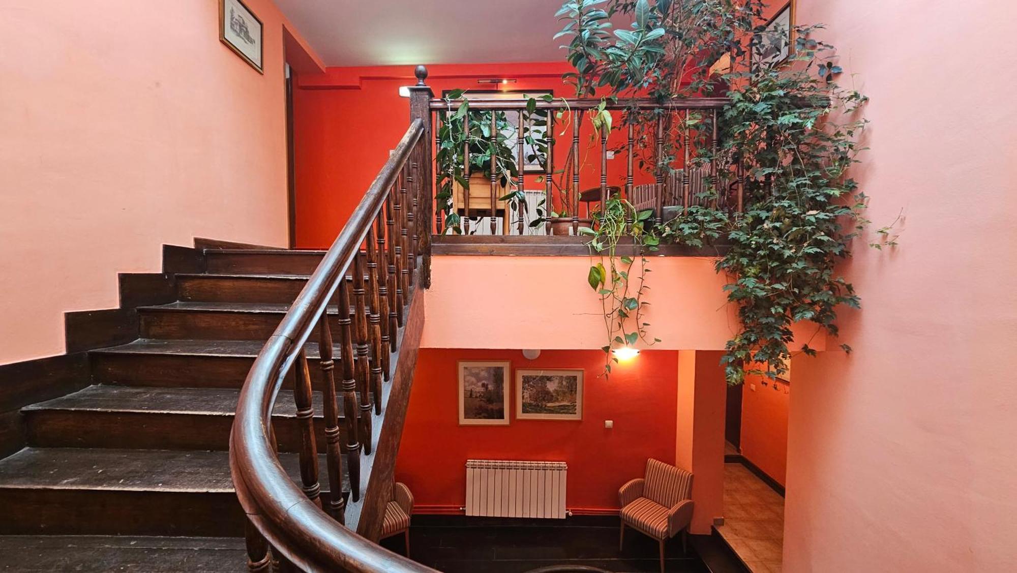 Hostal Albe Каррион-де-лос-Кондес Экстерьер фото